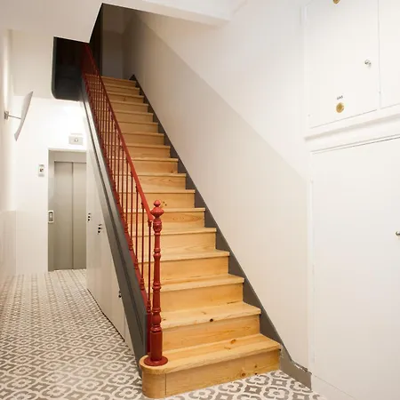 Center I * リスボン